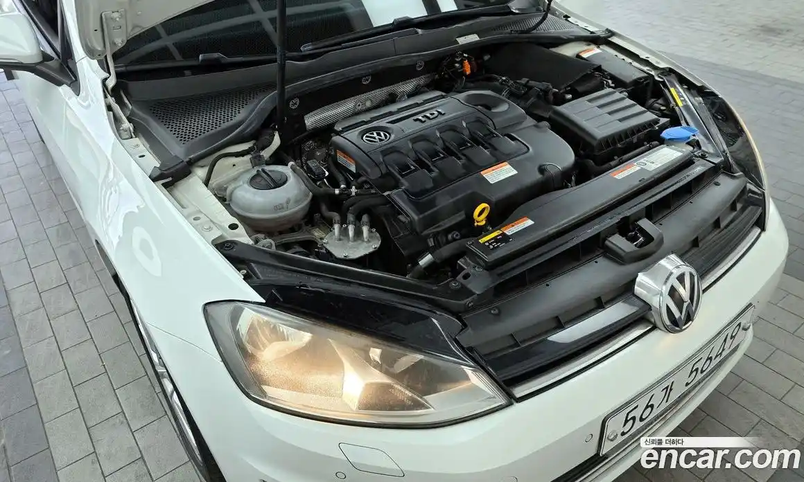 Volkswagen Golf 2014 1.6 Автомат в Москве № 215153, фото 6