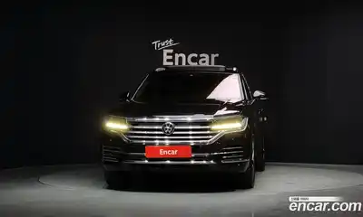Volkswagen Touareg 2021 3.0 Автомат в Москве № 215218, миниатюра 3