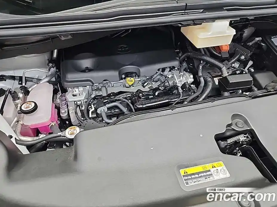 Toyota Alphard 2024 2.5 Вариатор в Москве № 215602, фото 5