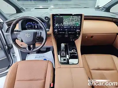 Toyota Alphard 2024 2.5 Вариатор в Москве № 215602, миниатюра 7