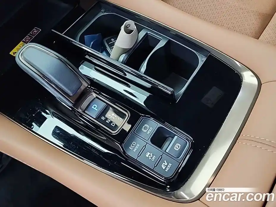 Toyota Alphard 2024 2.5 Вариатор в Москве № 215602, фото 8