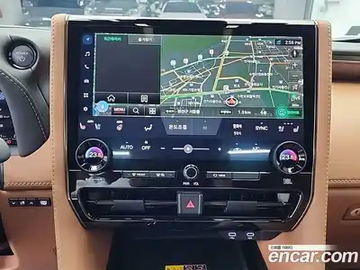 Toyota Alphard 2024 2.5 Вариатор в Москве № 215602, миниатюра 10