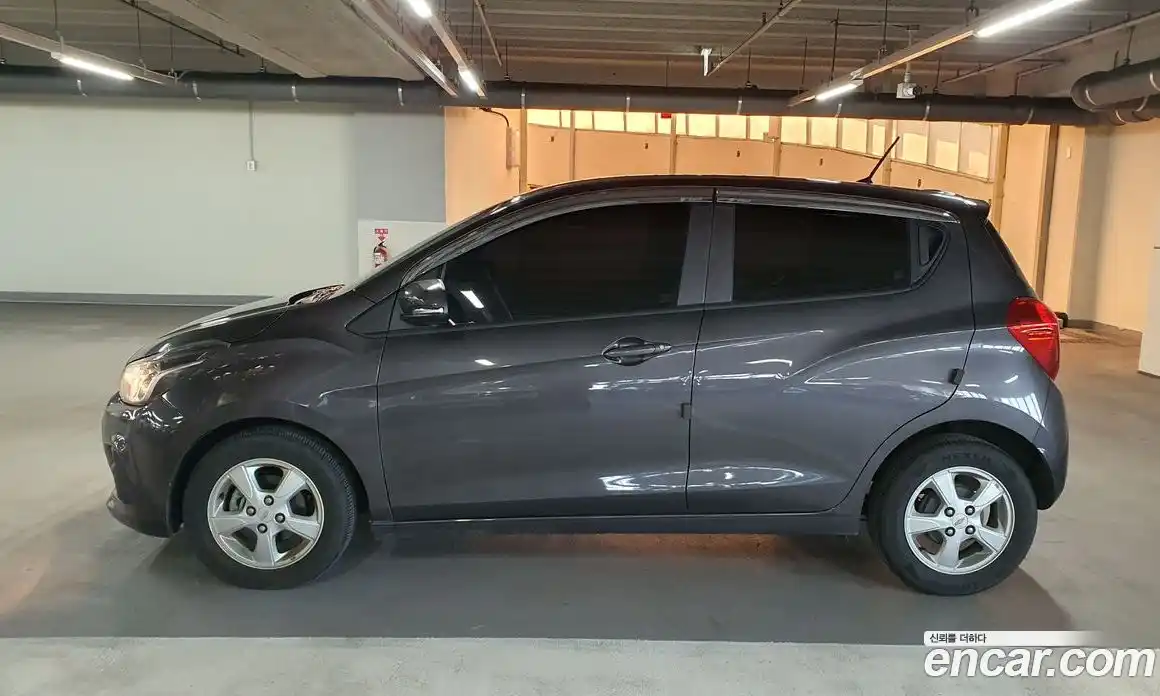 Chevrolet Spark 2016 1.0 Механическая в Москве № 219746, фото 3