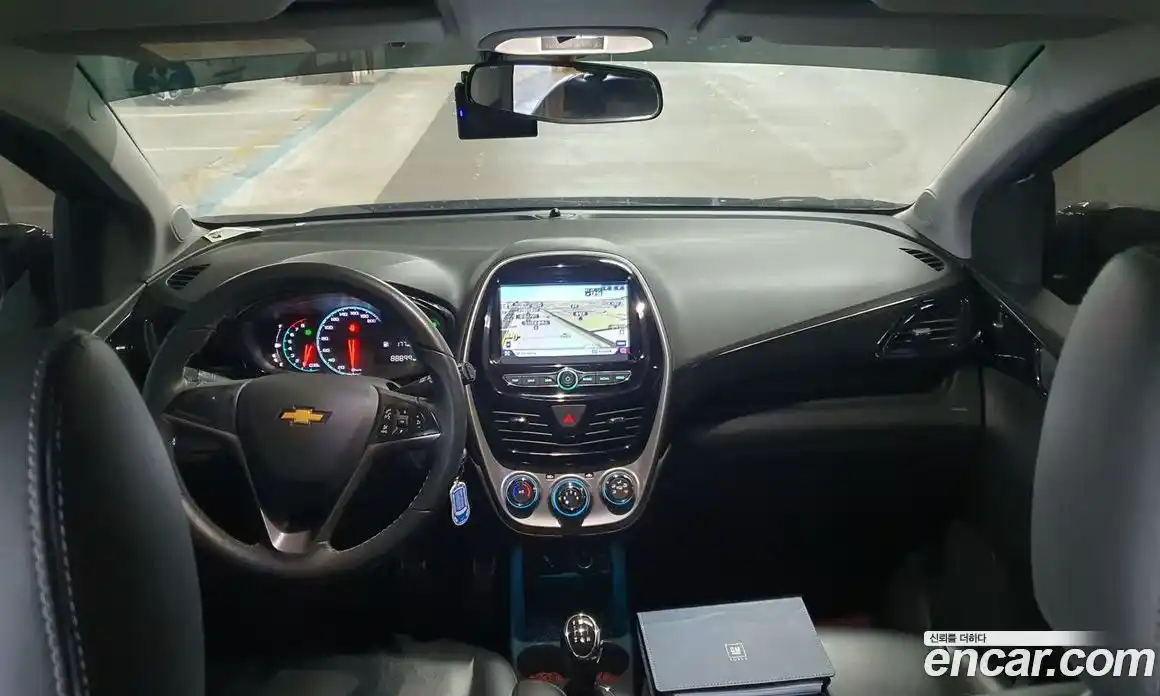 Chevrolet Spark 2016 1.0 Механическая в Москве № 219746, фото 10