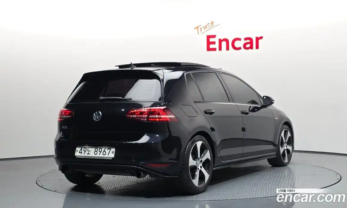 Volkswagen Golf 2015 2.0 Автомат в Москве № 224122, фото 13