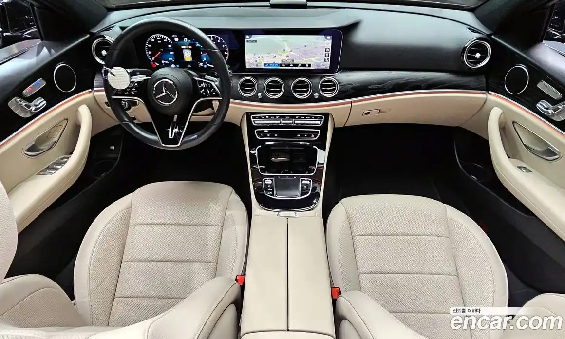 Mercedes-Benz E-Class 2023 2.0 Автомат в Москве № 224623, фото 1