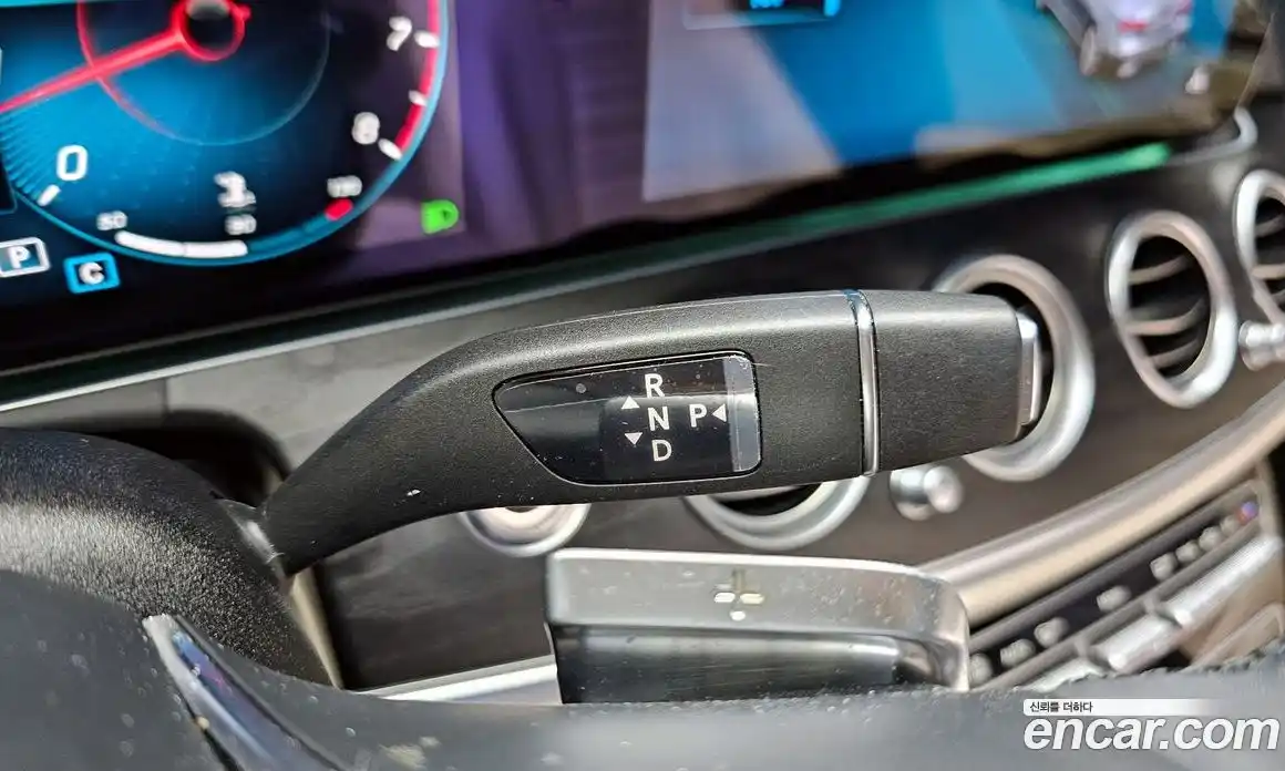 Mercedes-Benz E-Class 2023 2.0 Автомат в Москве № 224623, фото 15