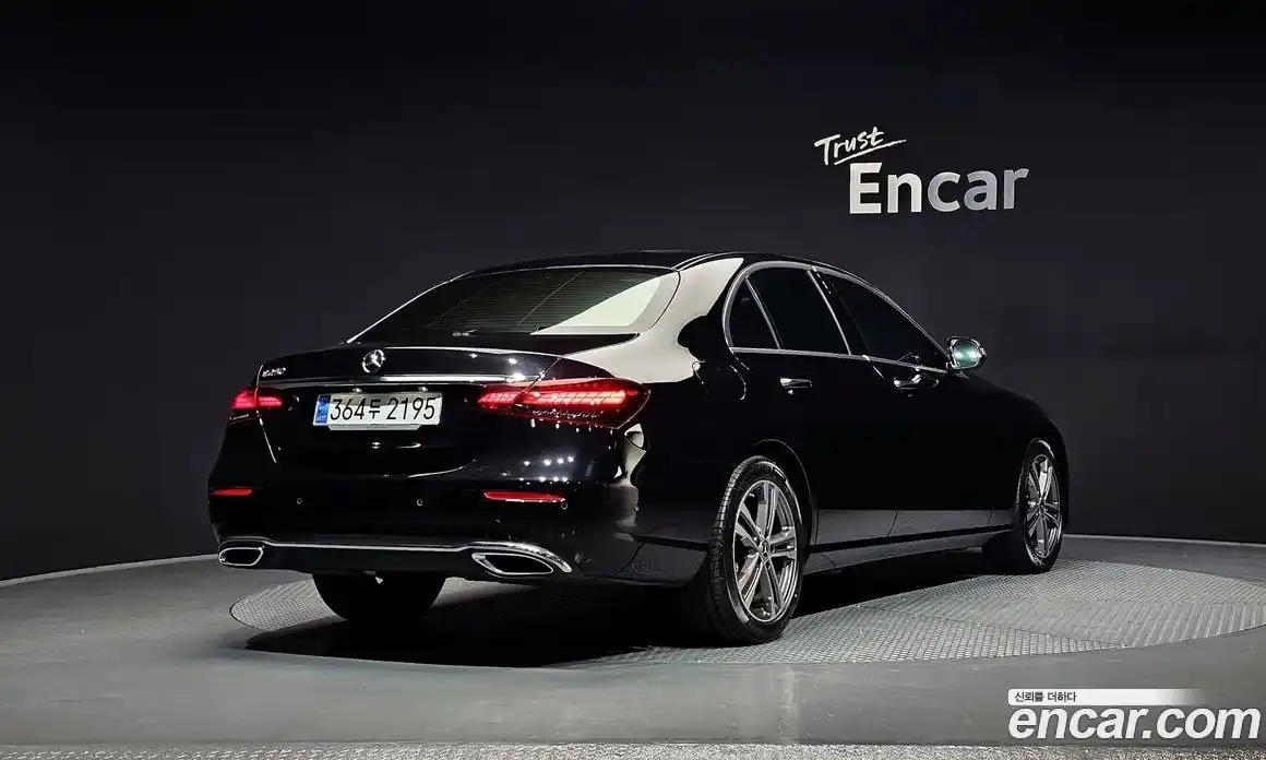 Mercedes-Benz E-Class 2023 2.0 Автомат в Москве № 224623, фото 16