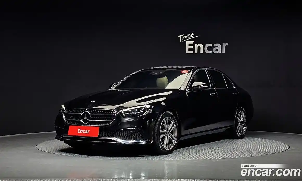 Mercedes-Benz E-Class 2023 2.0 Автомат в Москве № 224623, фото 18