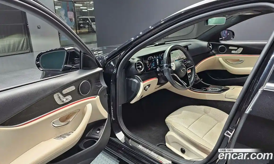 Mercedes-Benz E-Class 2023 2.0 Автомат в Москве № 224623, фото 4