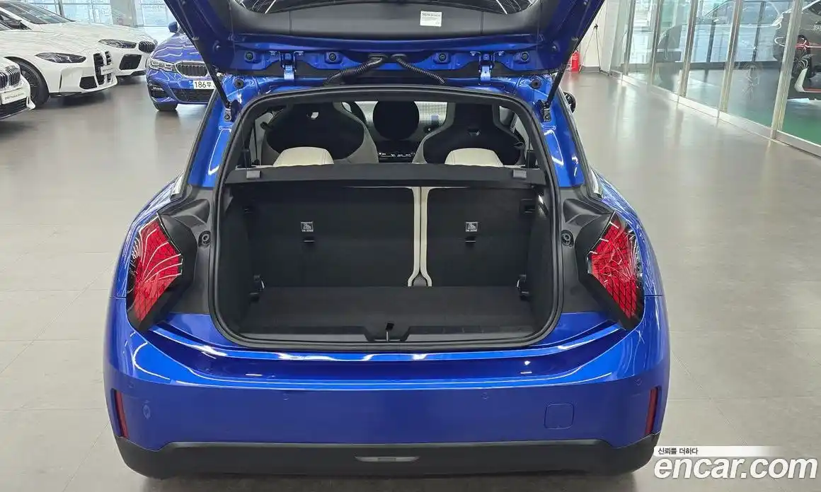 Mini Cooper 2024 0.1 Автомат в Москве № 225483, фото 18