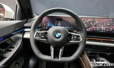 BMW 5-Series 2025 2.0 Автомат в Москве № 228028, миниатюра 10