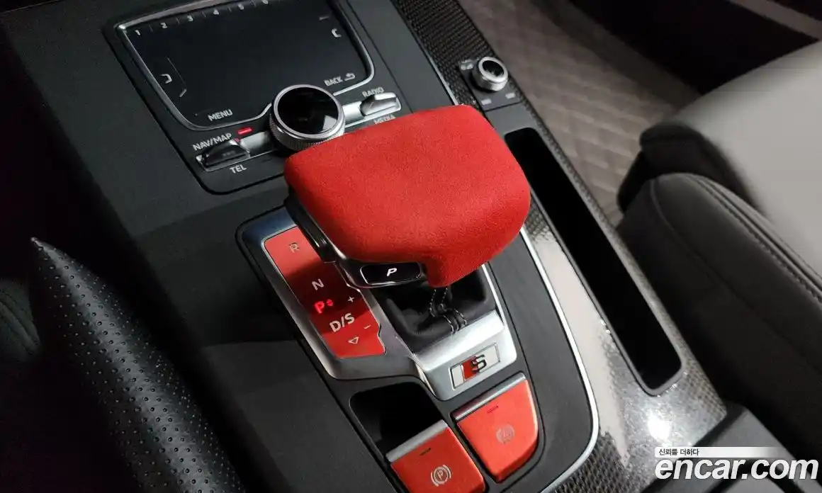 Audi SQ5 2020 3.0 Автомат в Москве № 229792, фото 1