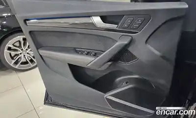 Audi SQ5 2023 3.0 Автомат в Москве № 229899, миниатюра 11