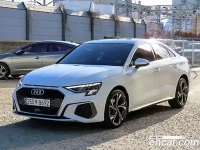 Audi A3 2024 2.0 Автомат в Москве № 230299, миниатюра 2