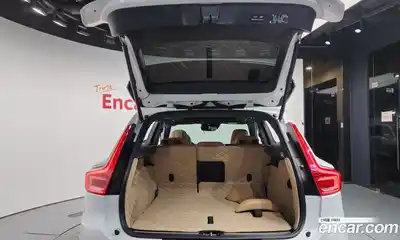 Volvo XC40 2021 2.0 Автомат в Москве № 230362, миниатюра 6