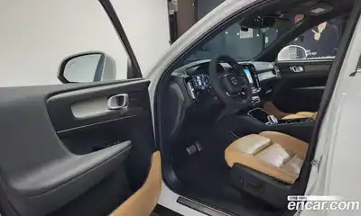 Volvo XC40 2021 2.0 Автомат в Москве № 230362, миниатюра 8