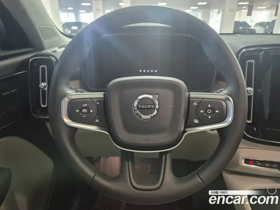 Volvo XC40 2025 2.0 Автомат в Москве № 230701, фото 17