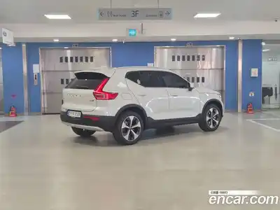 Volvo XC40 2025 2.0 Автомат в Москве № 230701, миниатюра 2