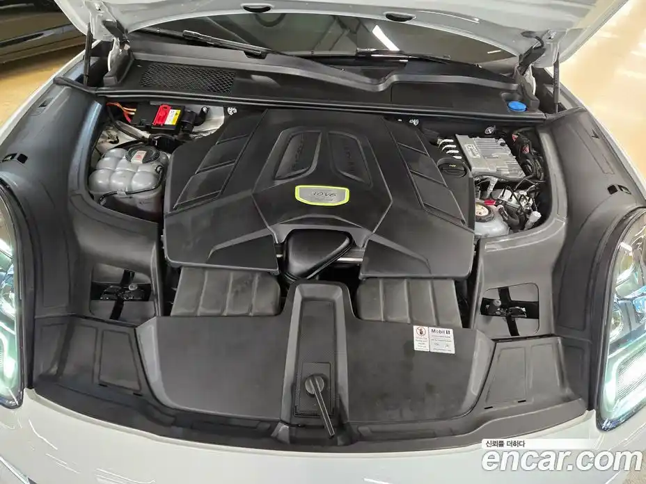 Porsche Cayenne 2022 3.0 Автомат в Москве № 231093, фото 5