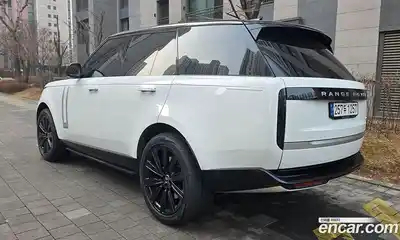 Land Rover Range-Rover 2023 4.4 Автомат в Москве № 231314, миниатюра 3