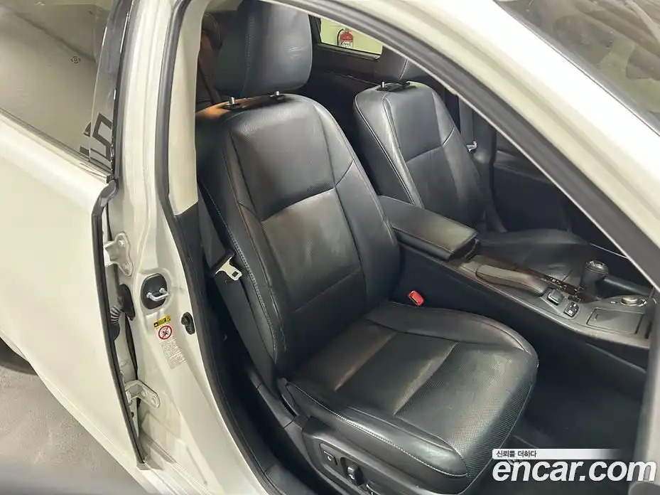 Lexus ES 2014 3.5 Автомат в Москве № 231992, фото 10