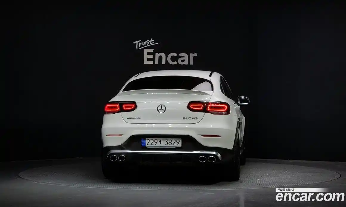 Mercedes-Benz GLC-Class 2023 3.0 Автомат в Москве № 238901, фото 4