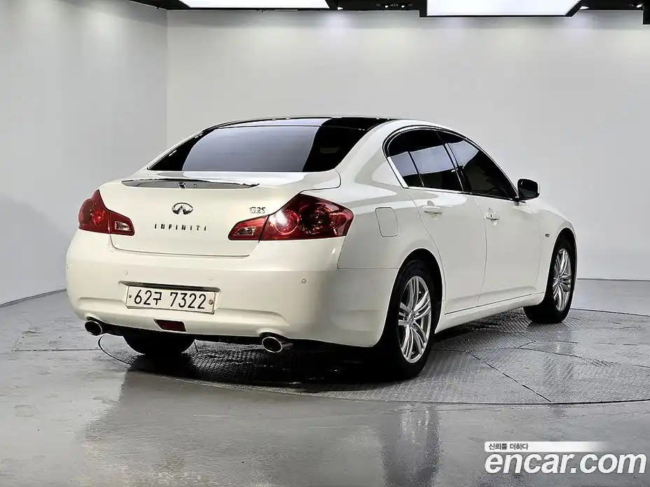 Infiniti G 2013 2.5 Автомат в Москве № 245712, фото 4