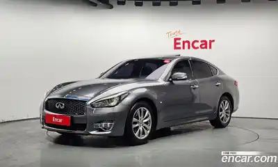 Infiniti Q70, 2017