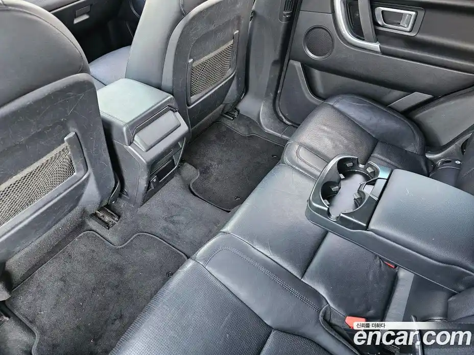 Land Rover Discovery Sport 2017 2.0 Автомат в Москве № 253001, фото 16