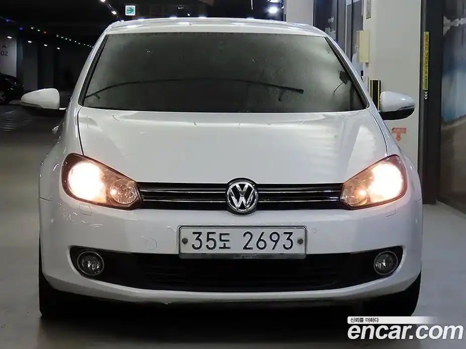 Volkswagen Golf 2012 1.6 Автомат в Москве № 255202, фото 2