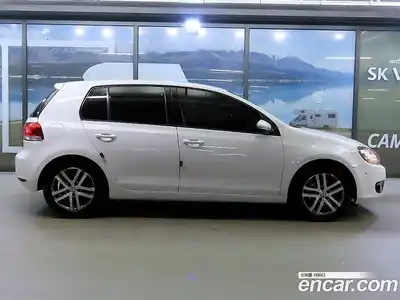 Volkswagen Golf 2012 1.6 Автомат в Москве № 255202, миниатюра 3