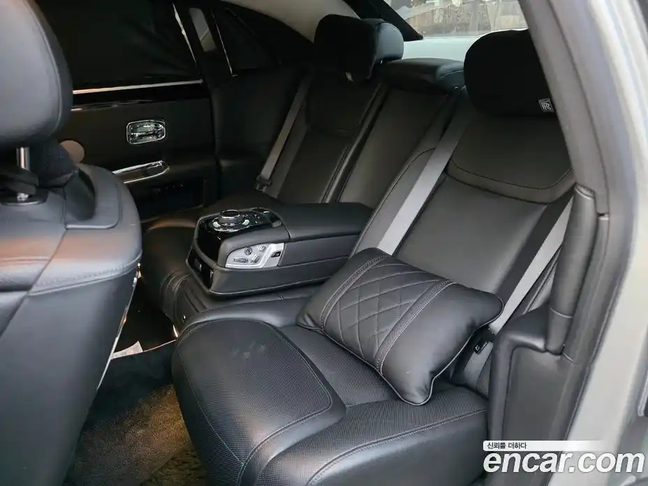 Rolls-Royce Ghost 2015 6.6 Автомат в Москве № 256712, фото 11