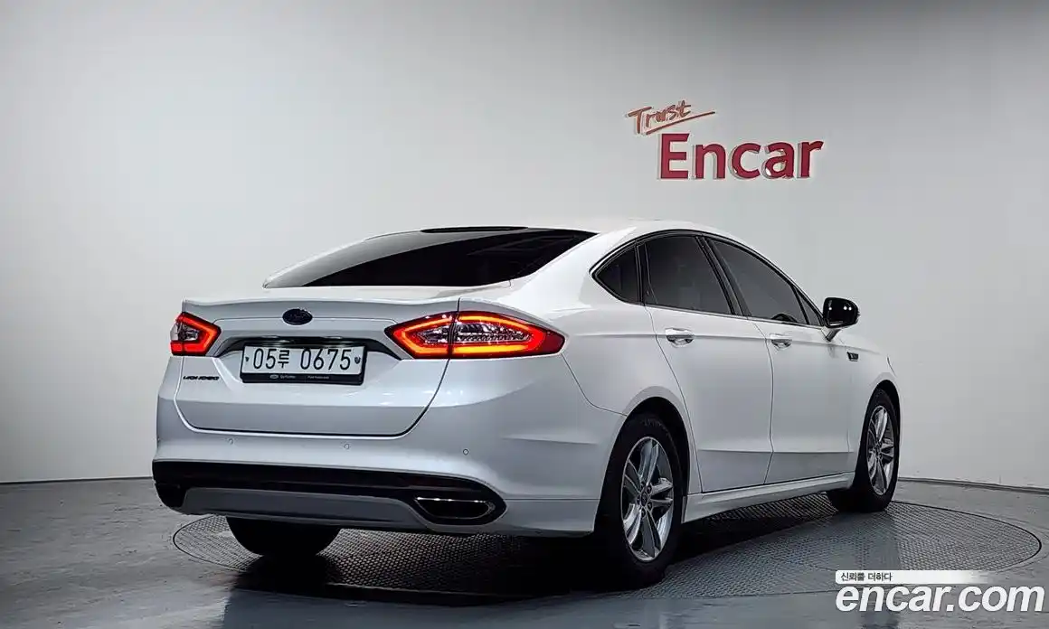 Ford Mondeo 2015 2.0 Автомат в Москве № 257058, фото 3