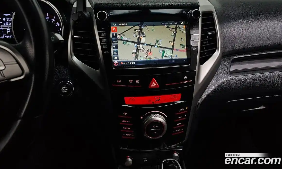 SsangYong TIBOLI 2015 1.6 Автомат в Москве № 26206, фото 18