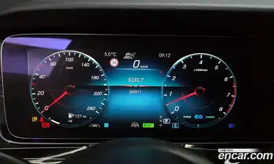 Mercedes-Benz E-Class 2021 3.0 Автомат в Москве № 264352, миниатюра 8