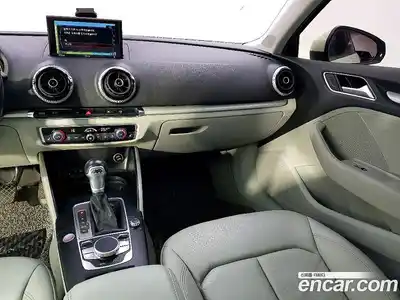 Audi A3 2015 2.0 Автомат в Москве № 268960, миниатюра 9