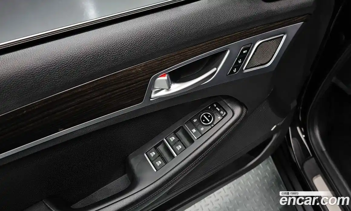 Genesis G80 2018 3.3 Автомат в Москве № 27691, фото 19