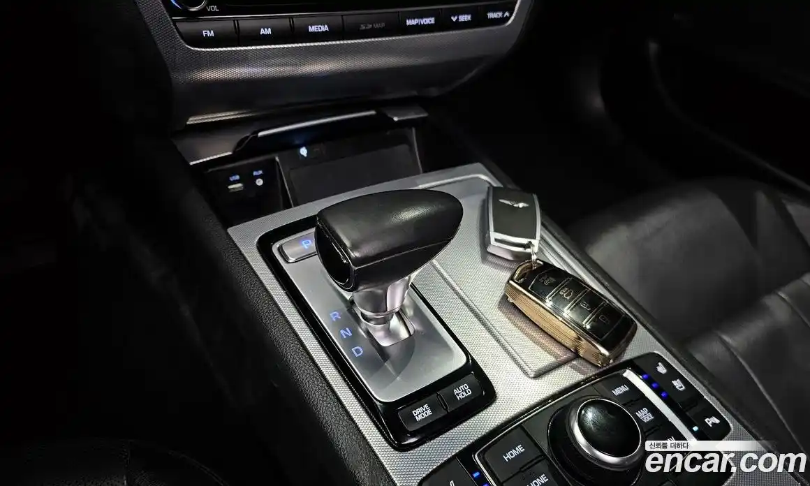 Genesis G80 2018 3.3 Автомат в Москве № 27691, фото 9