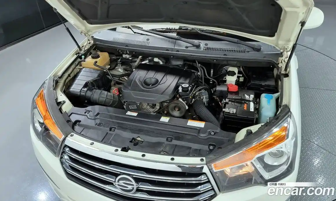 SsangYong Korando 2014 2.0 Автомат в Москве № 28114, фото 18