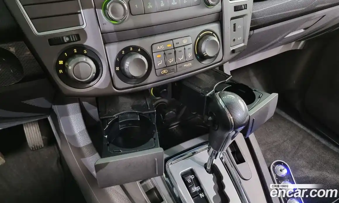 SsangYong Korando 2014 2.0 Автомат в Москве № 28114, фото 3