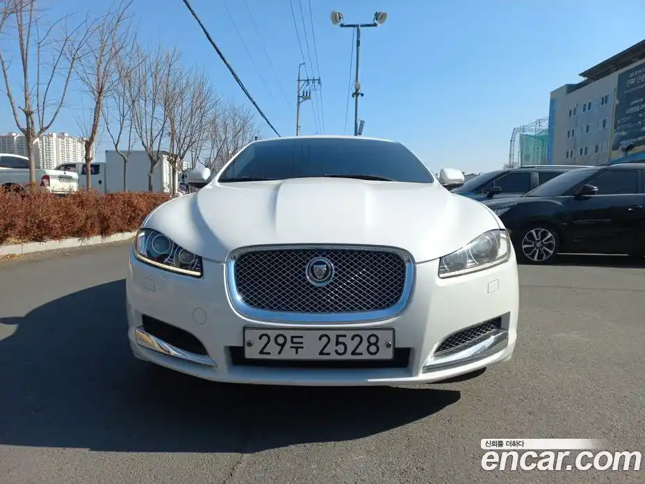 Jaguar XF 2012 2.2 Автомат в Москве № 284013, фото 3