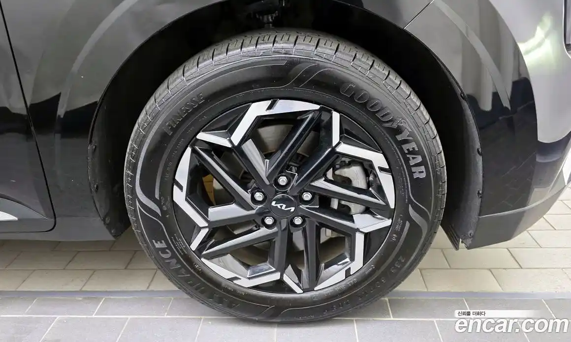 Kia Canival 2024 2.2 Автомат в Москве № 285914, фото 15