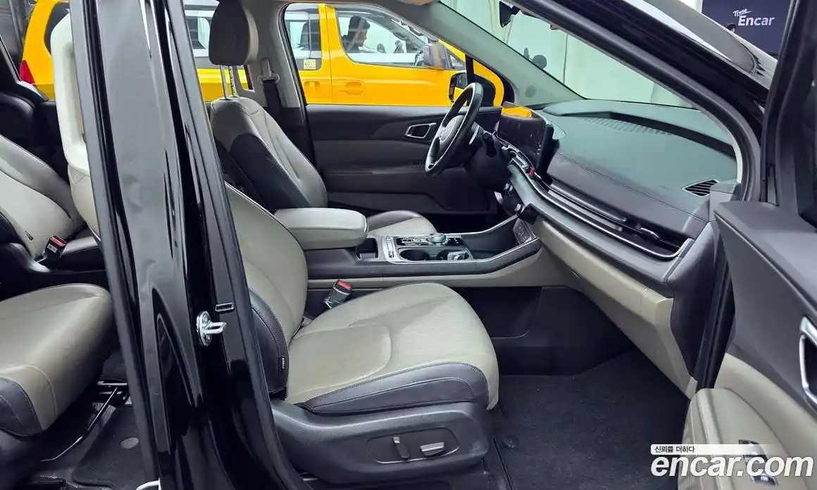 Kia Canival 2024 2.2 Автомат в Москве № 285914, фото 19