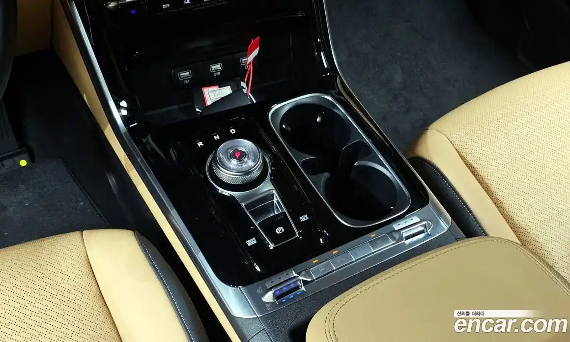 Kia Canival 2023 2.2 Автомат в Москве № 286894, фото 16