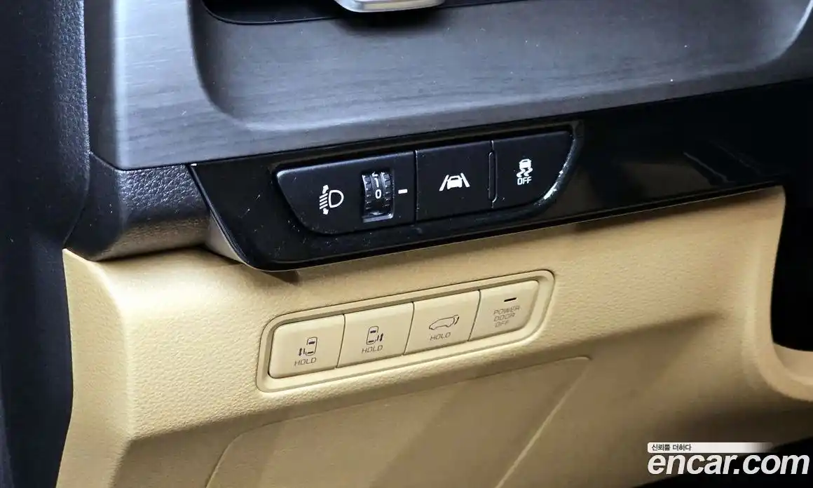 Kia Canival 2023 2.2 Автомат в Москве № 286894, фото 3