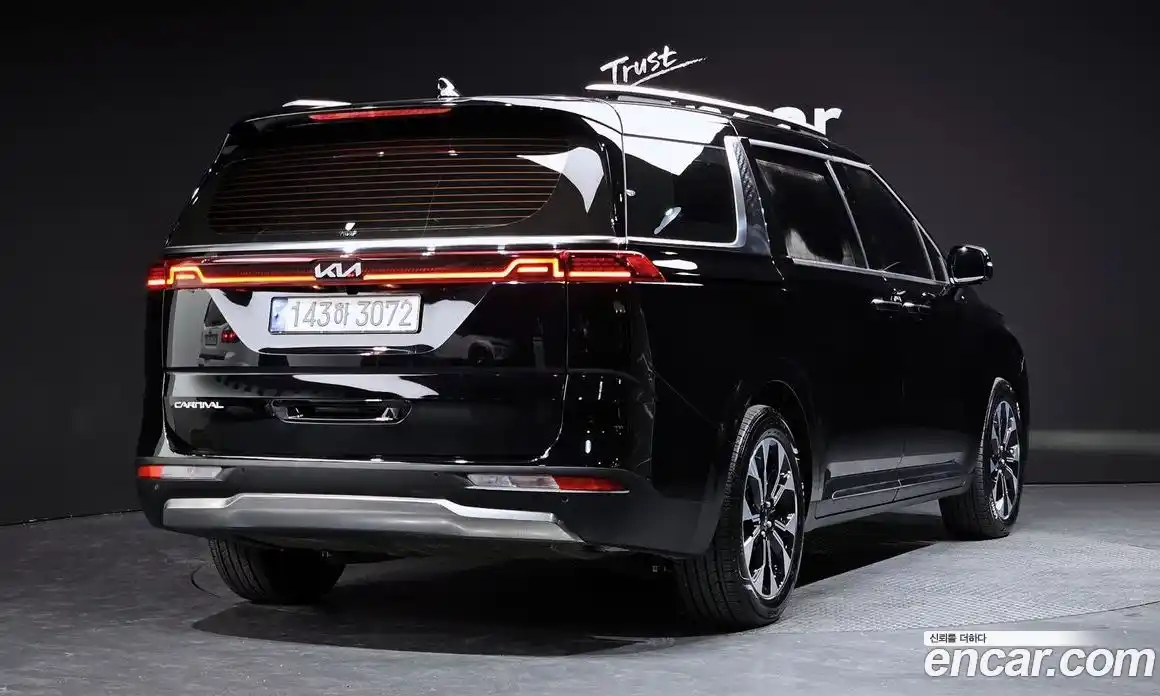 Kia Canival 2023 2.2 Автомат в Москве № 286894, фото 6