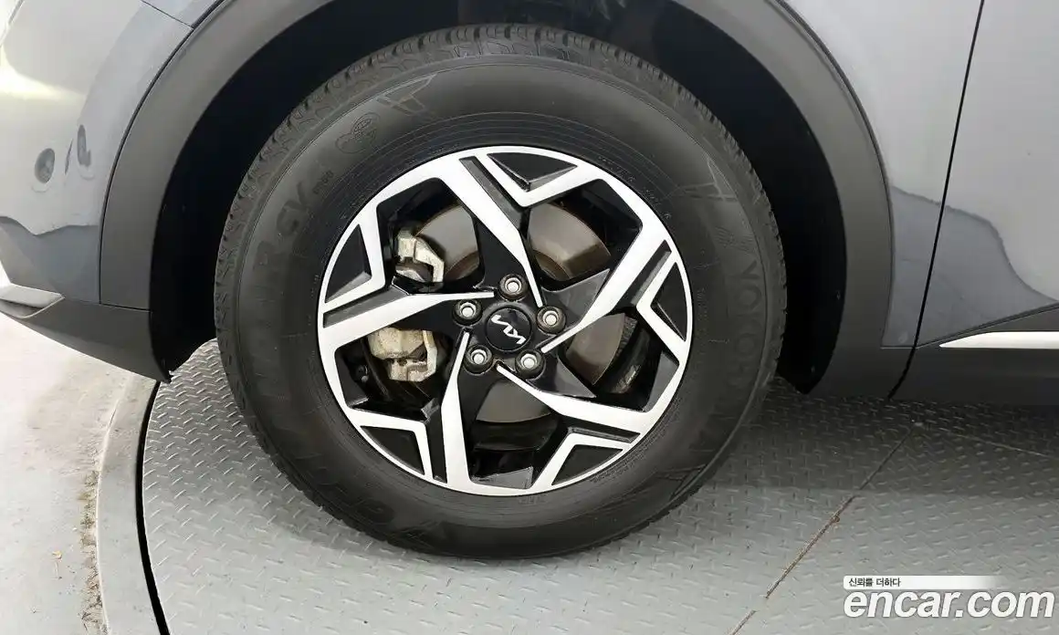 Kia Sportage 2022 1.6 Автомат в Москве № 287695, фото 18