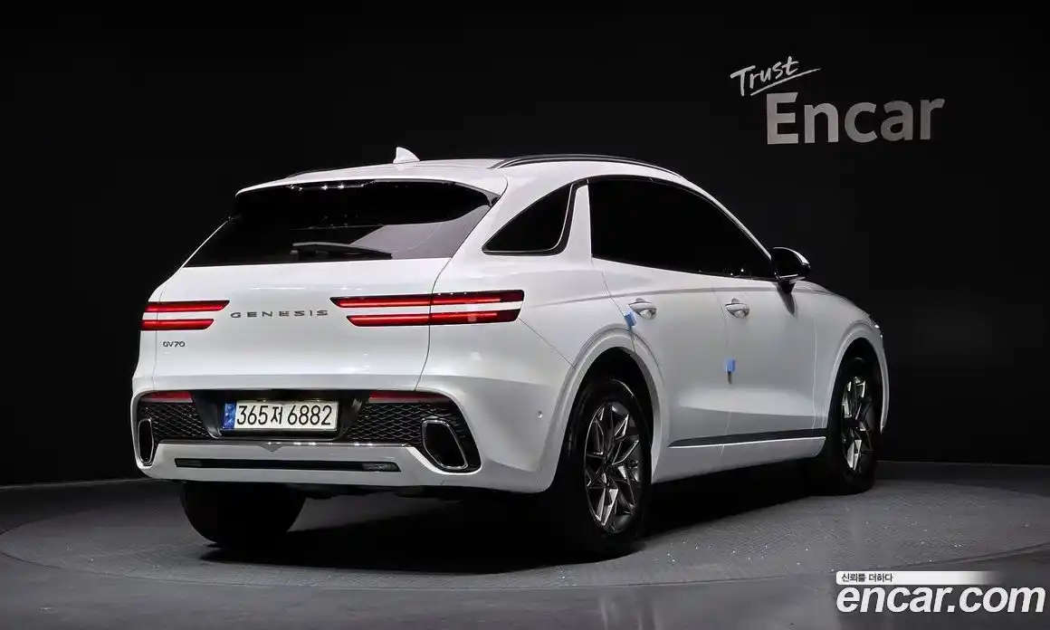 Genesis GV70 2021 2.5 Автомат в Москве № 289074, фото 20