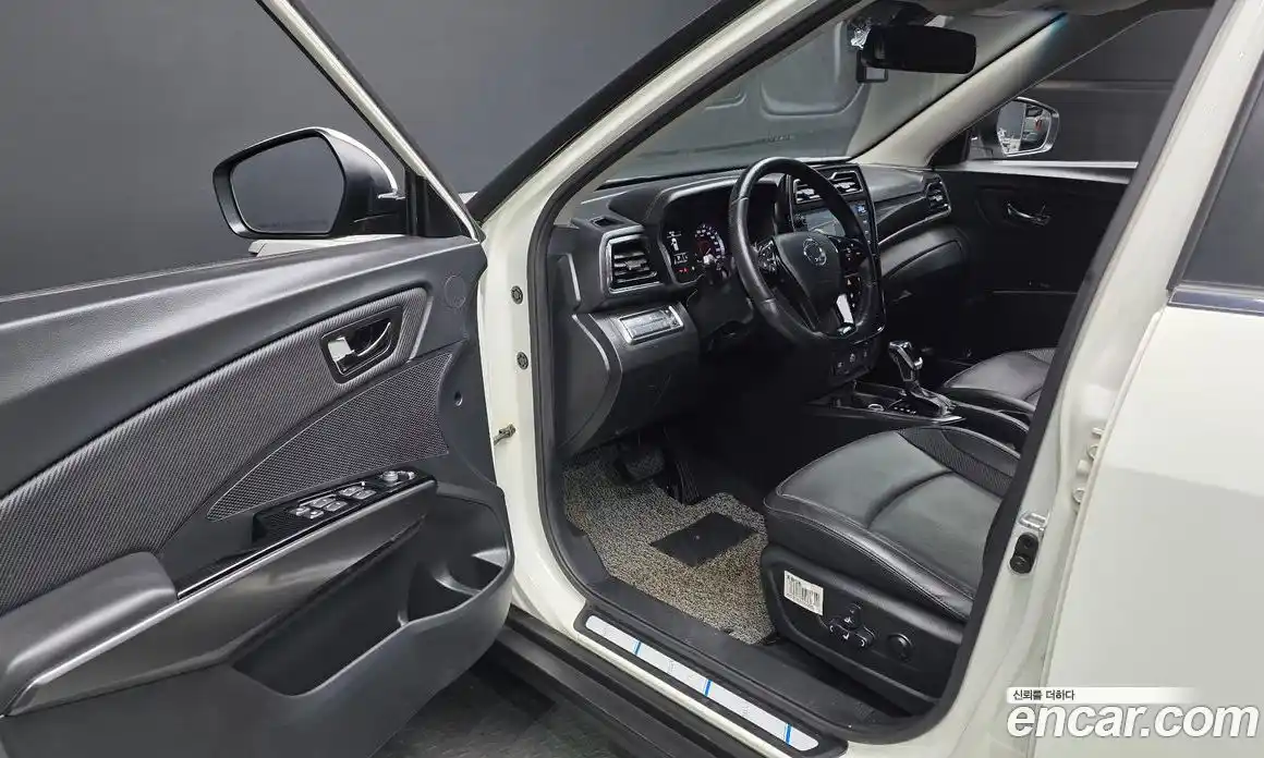 SsangYong TIBOLI 2020 1.5 Автомат в Москве № 29210, фото 14